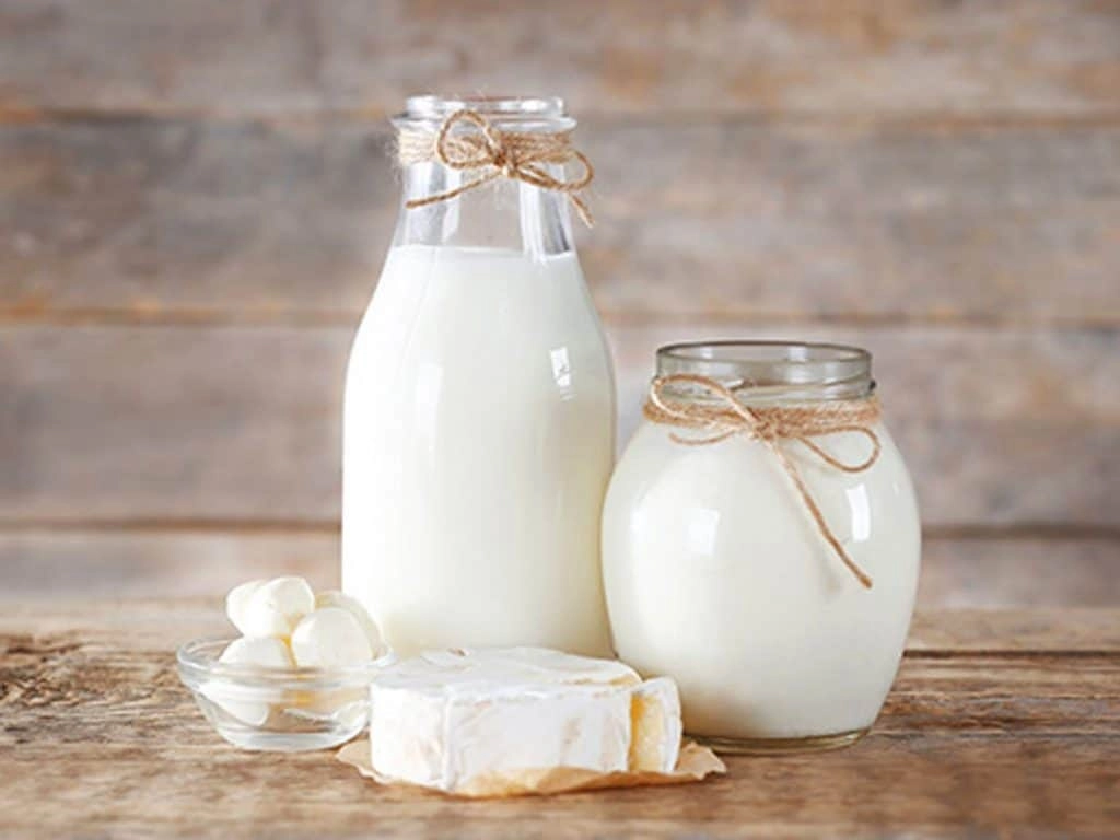 Thủ tục hải quan và thuế nhập khẩu Sữa tươi năm 2024