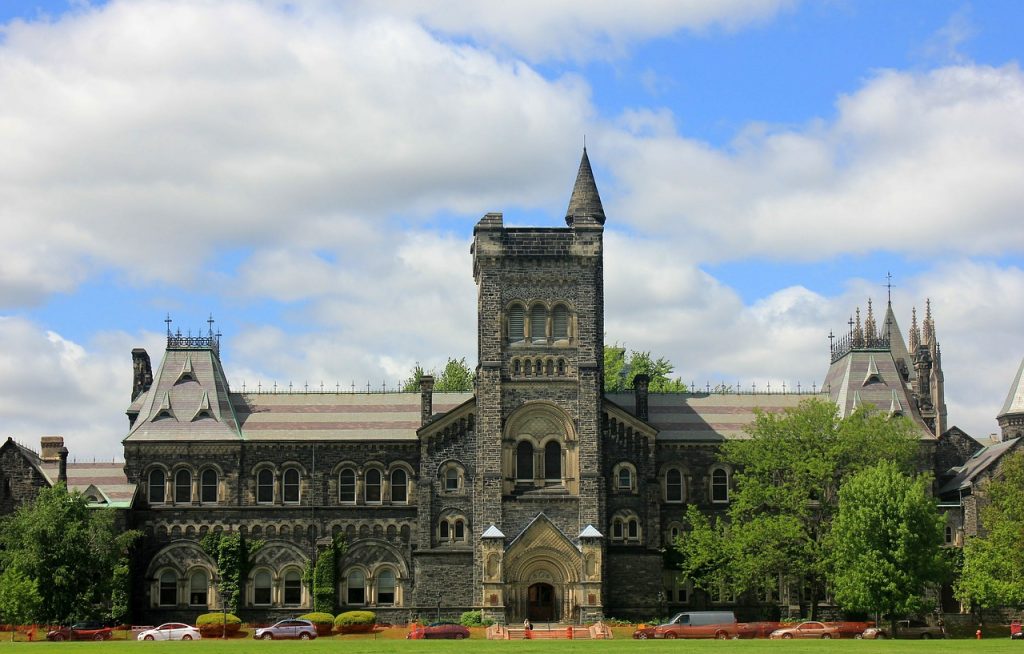 đại học ở canada