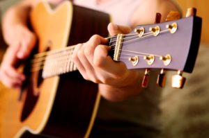 Gửi Đàn Guitar Từ Việt Nam Đi Canada An Toàn, Chuyên Nghiệp