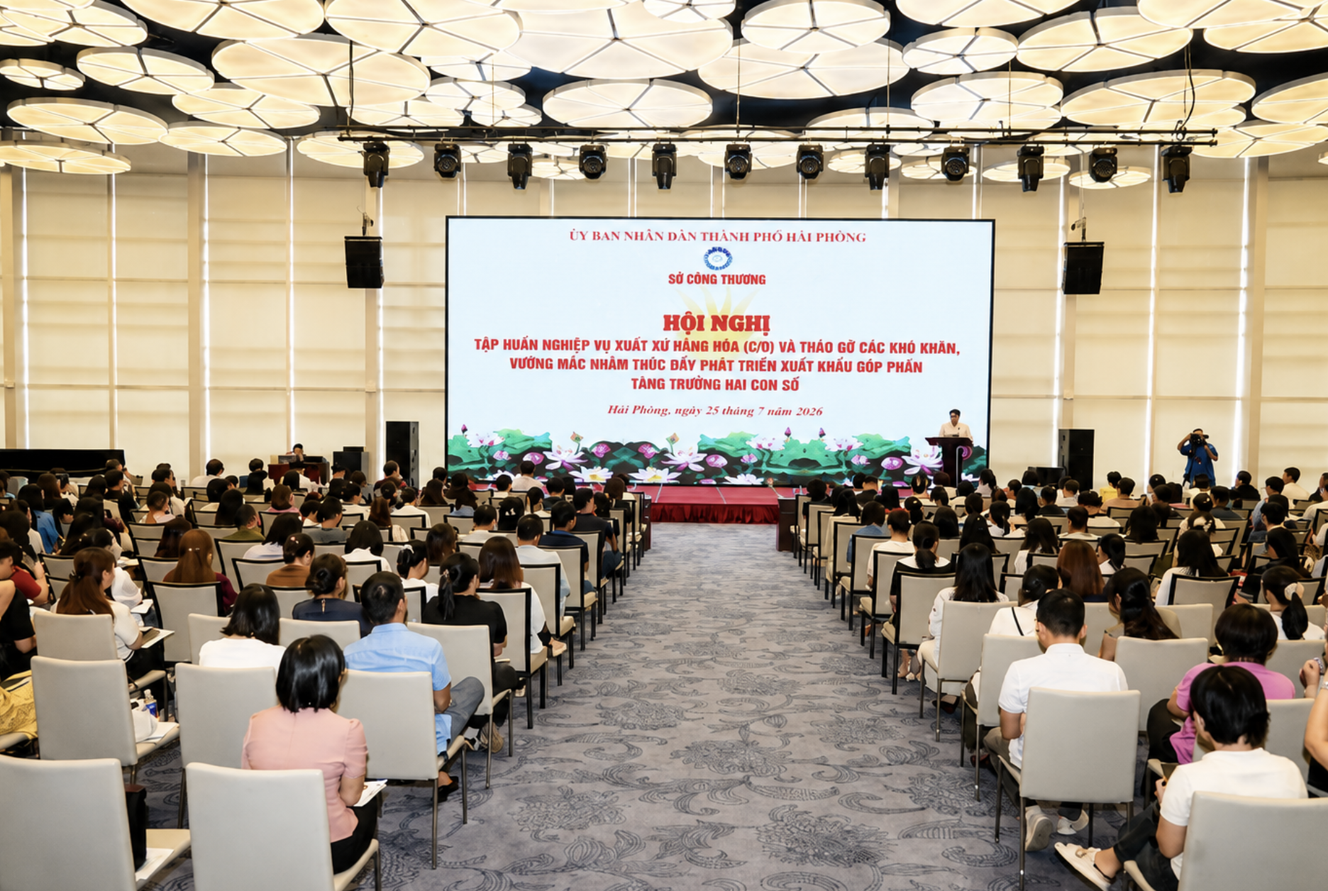 Xuất Khẩu Qua Hải Phòng: Doanh Nghiệp Cần Lưu Ý Gì Về C/O?
