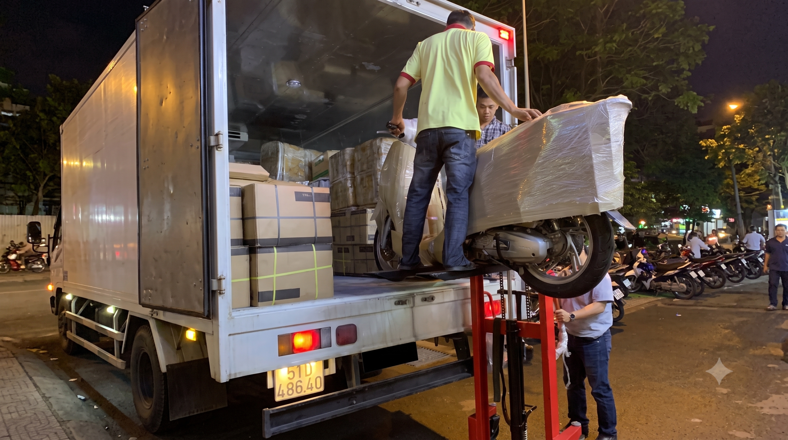 Vận Chuyển Xe Máy Hải Phòng Đi Sài Gòn Bằng Đường Bộ