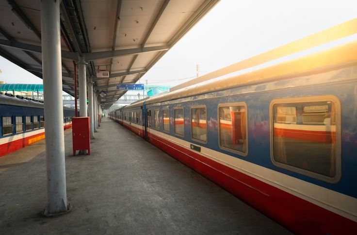 Vận Chuyển Thực Phẩm Chức Năng Số Lượng Lớn Bằng Tàu Hỏa Từ Hà Nội Vào TP.HCM